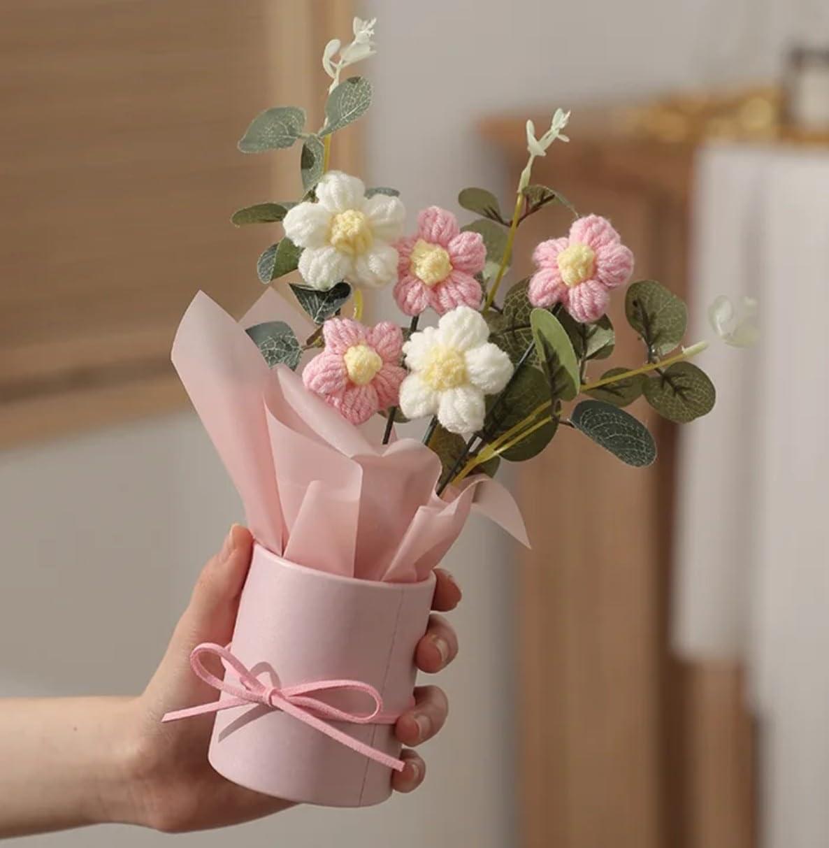 Crochet Daisy Flower Bouquet for Home Decoration